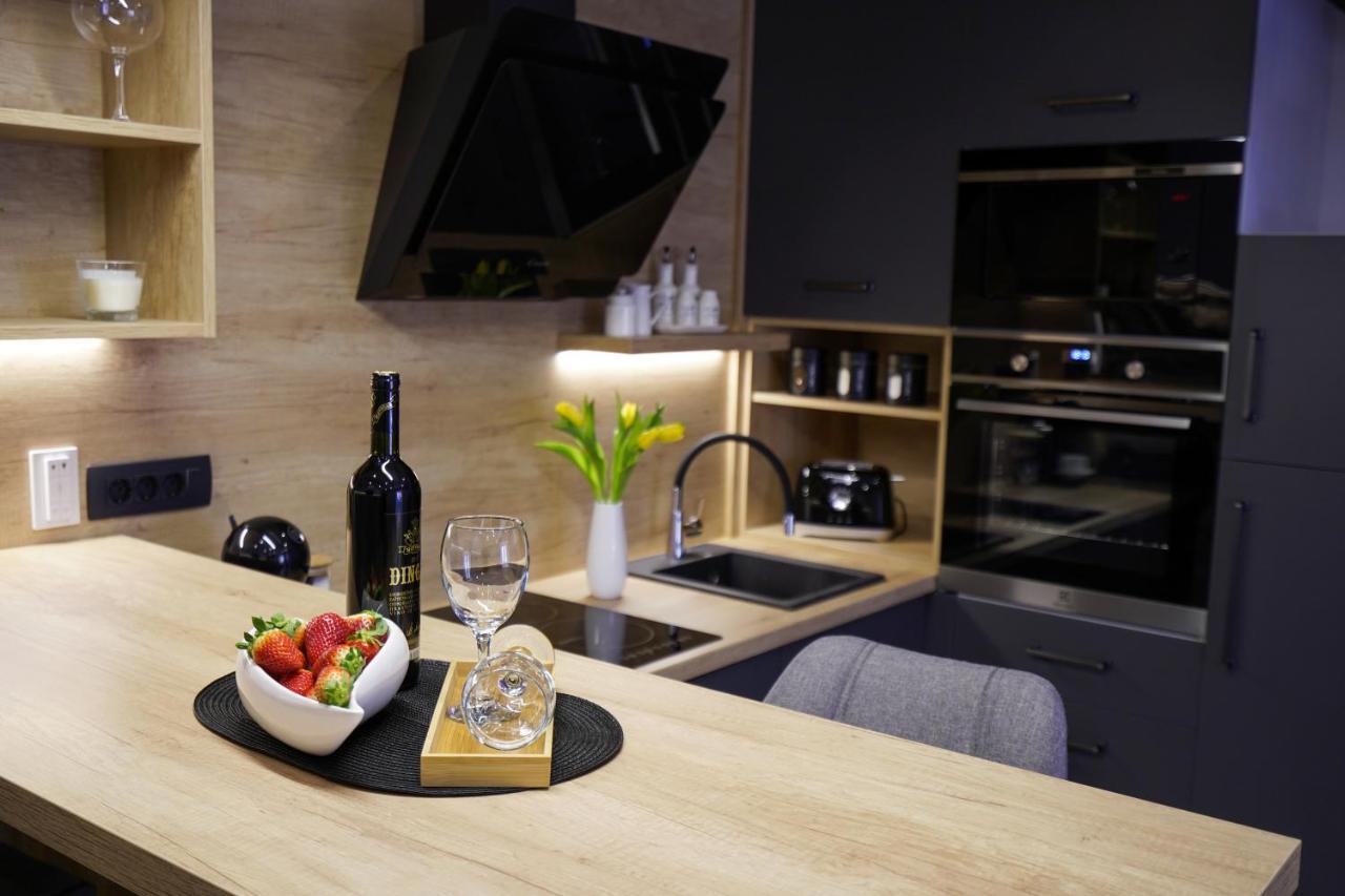 Apartment Ispod Ure Синь Екстер'єр фото