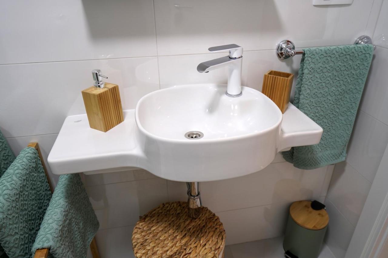 Apartment Ispod Ure Синь Екстер'єр фото