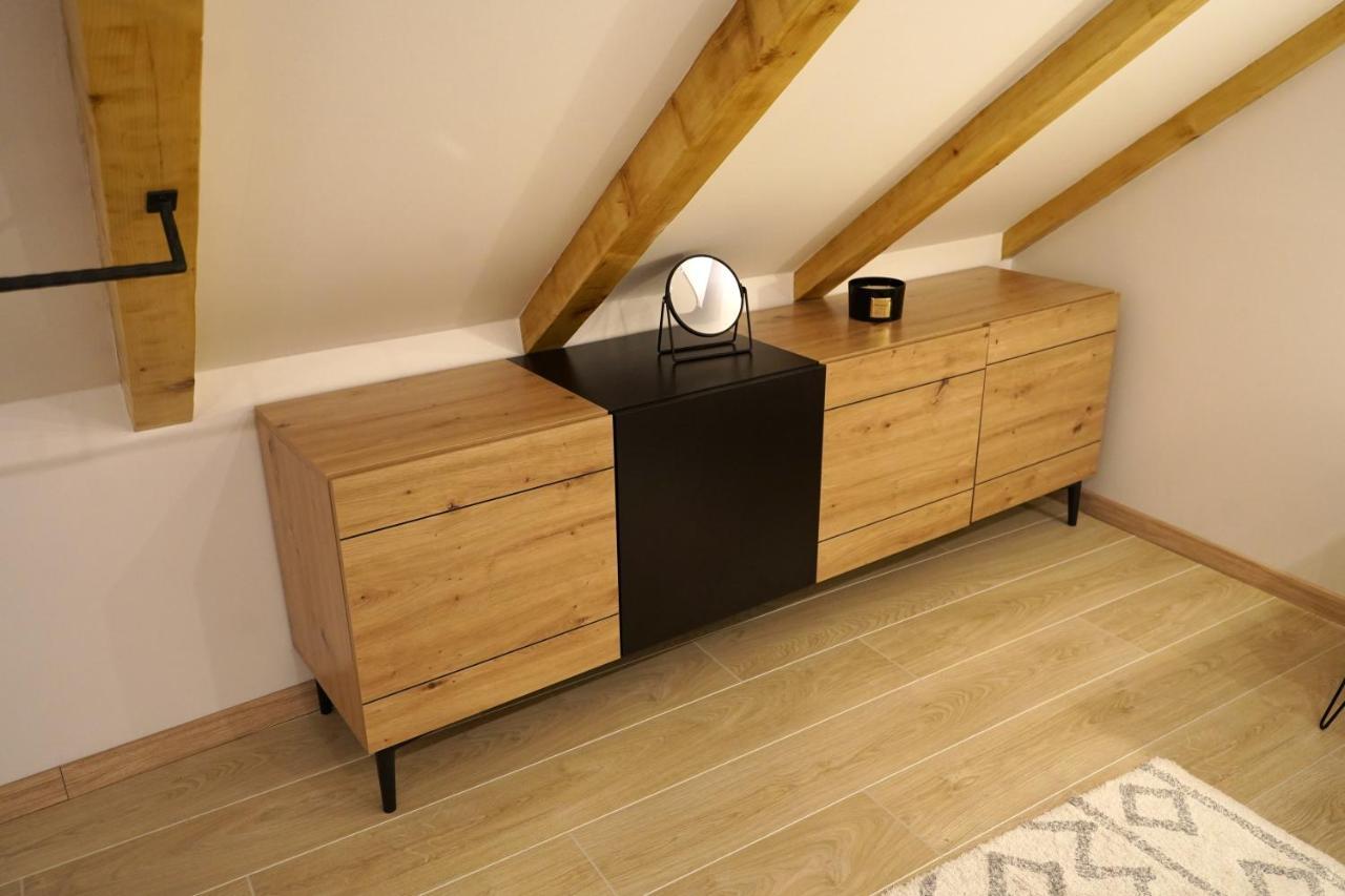 Apartment Ispod Ure Синь Екстер'єр фото